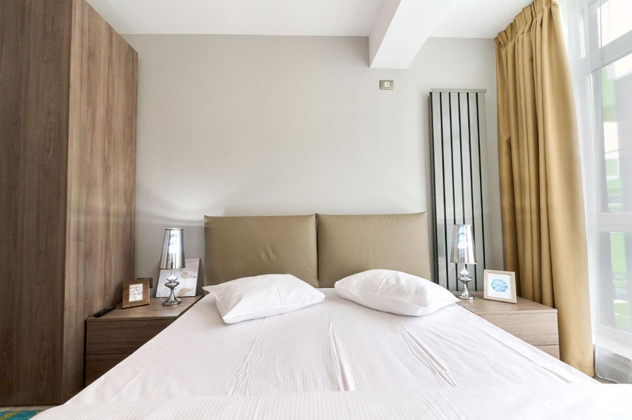 Olive Apartment In Spa N Pool Resort-Parking Mamaia Exterior foto